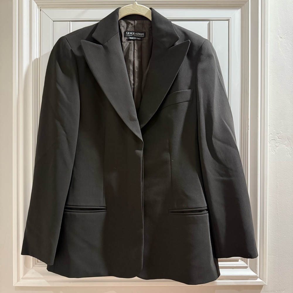 Giorgio Armani Black Blazer with Notched Lapels and Structured Shoulders